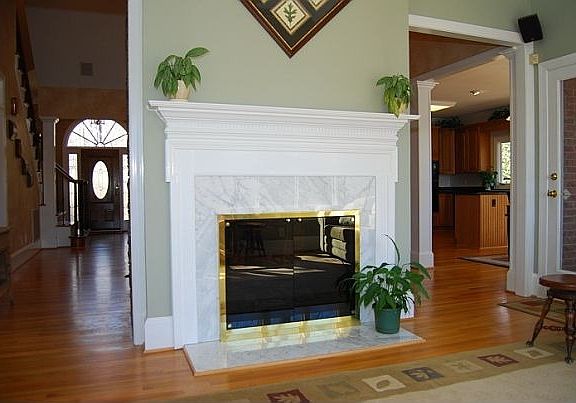 2nd image of 1723 Walden Pond Ln