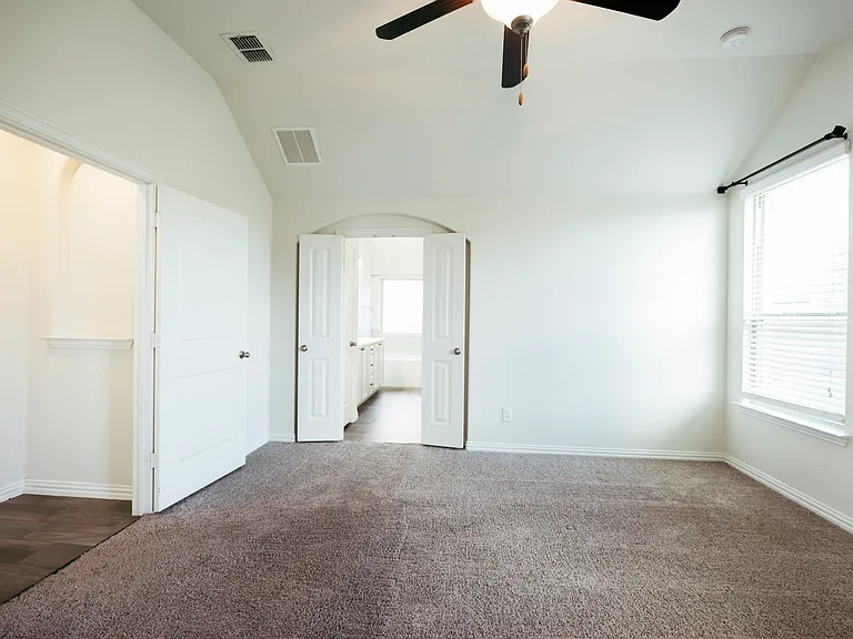816 Blackhawk Dr — Photo 15