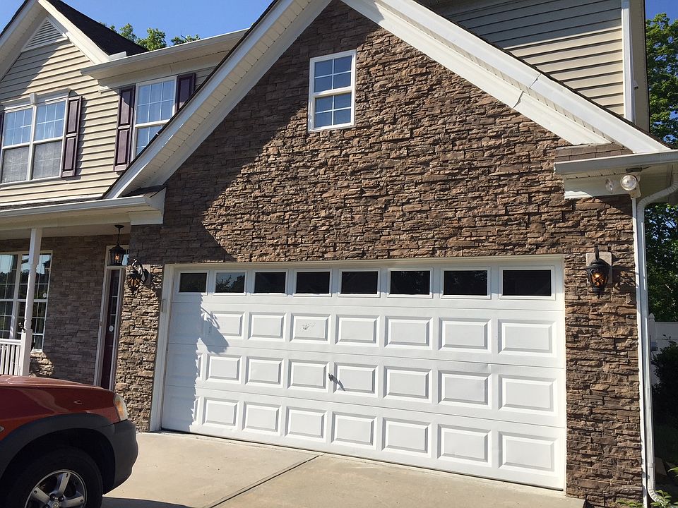 2nd image of 2124 Westbourne Dr