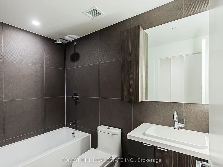 15 Mercer St S #807 — Photo 19