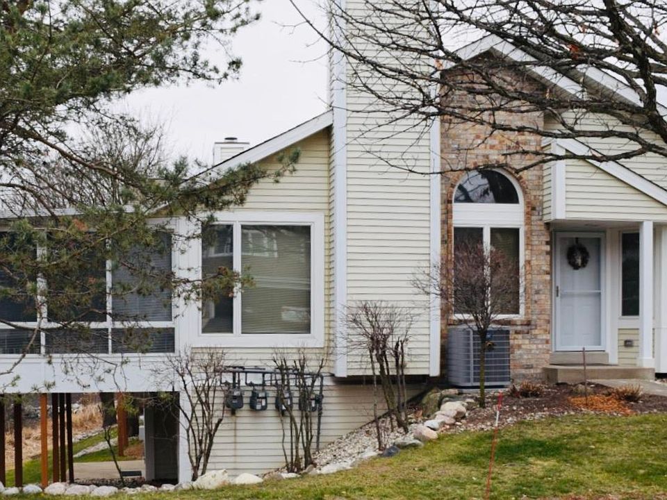 1st image of 102 E Sutton Pl Unit A