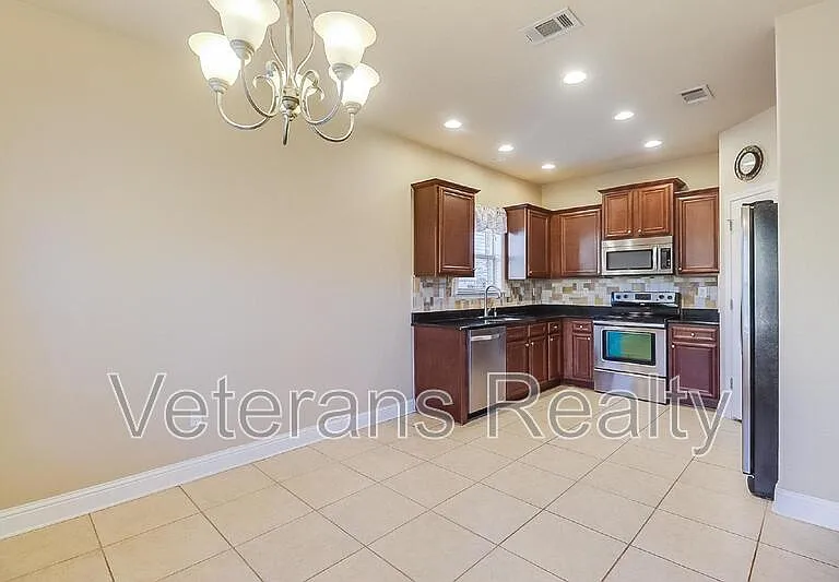 954 Old Towne St — Photo 11