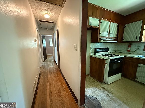 4th image of 6597 King William Dr