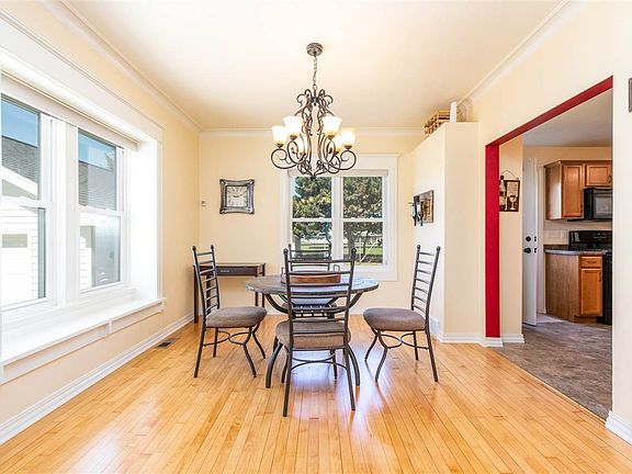 Super cute dining area
