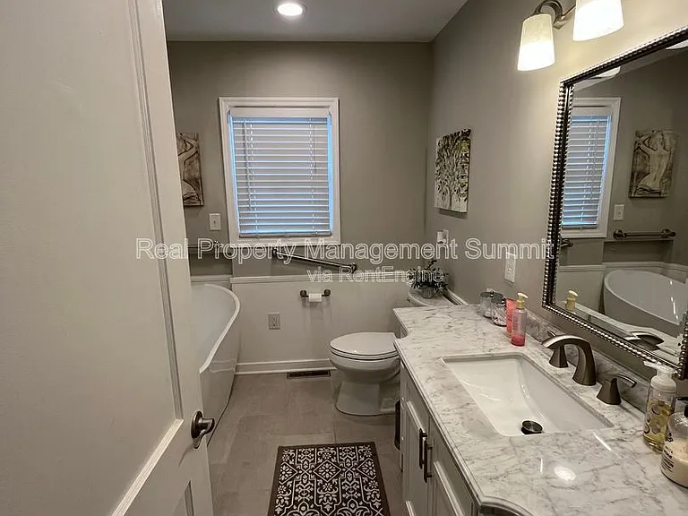 1602 Terrace St — Photo 11
