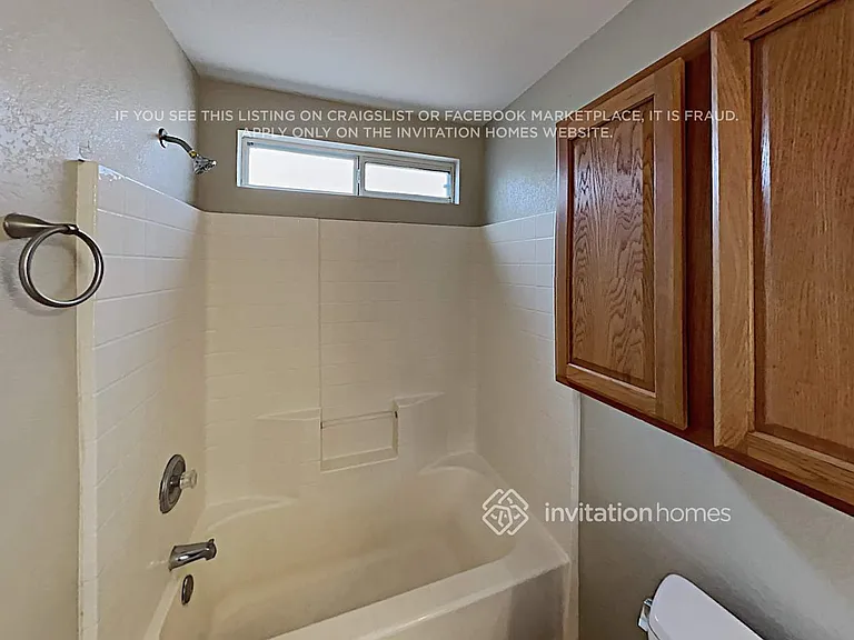 965 W 15th Ave — Photo 13