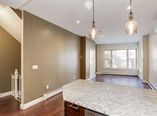 515 34th St, Union City, NJ 07087