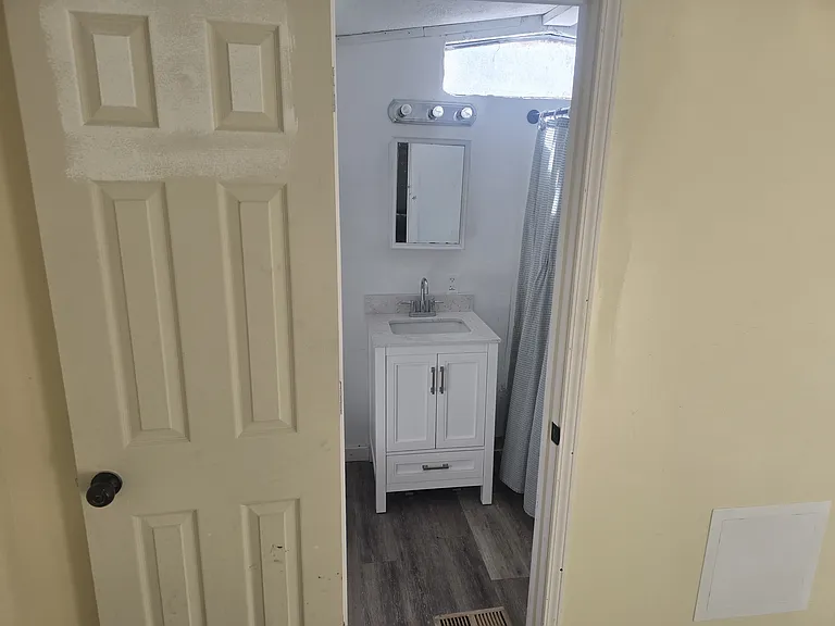 8 Cedar Grove Village St — Photo 15