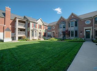 5136 Bostwick Rd, Perrysburg, OH 43551