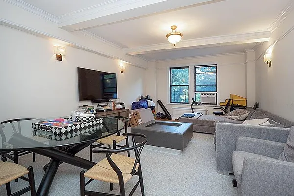 Rented by Rita S Citrin, LREB | media 25