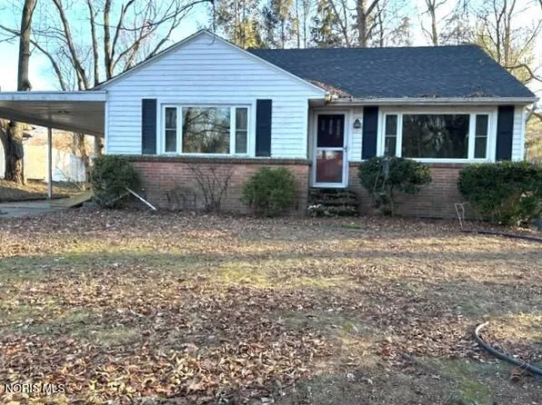 723 Ash St, Bowling Green, OH 43402