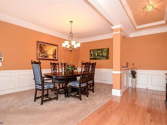 2nd image of 4211 Chesterwood Way #4211