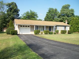 18 Pinetree Dr, Duncannon, PA 17020