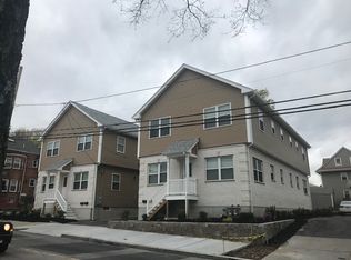 68 Pitman St, Providence, RI 02906