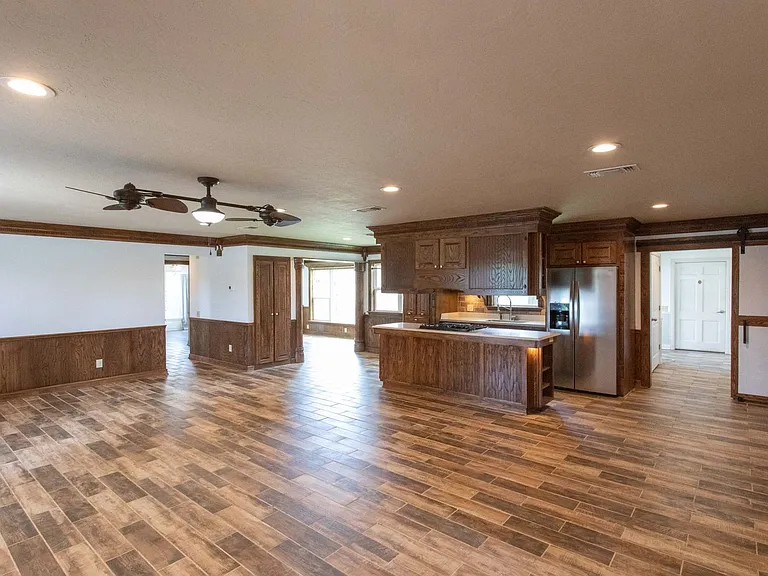 1803 Midwestern Pkwy — Photo 3