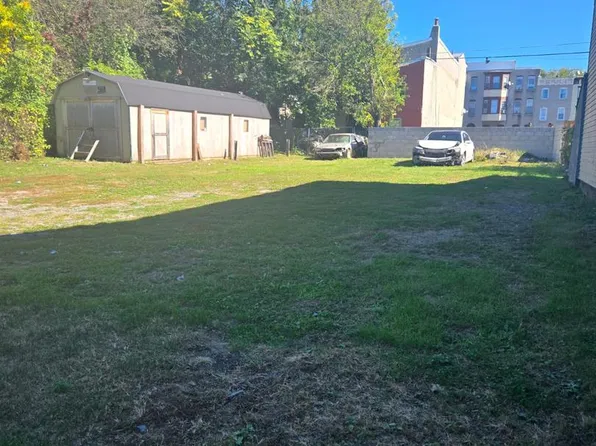 133-135 Lemon St, Reading, PA 19602