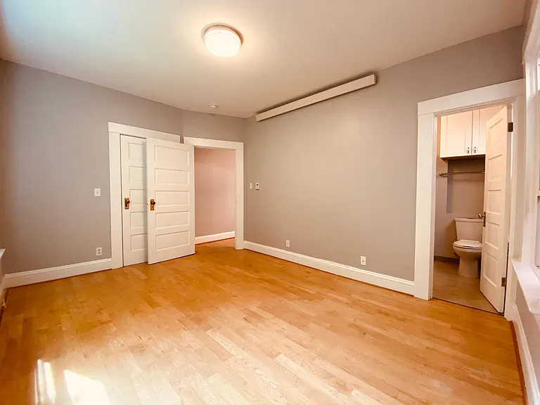 2354 NW Glisan St #7 — Photo 15