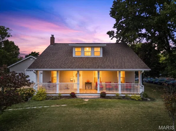 6939 Weber Rd, Saint Louis, MO 63123