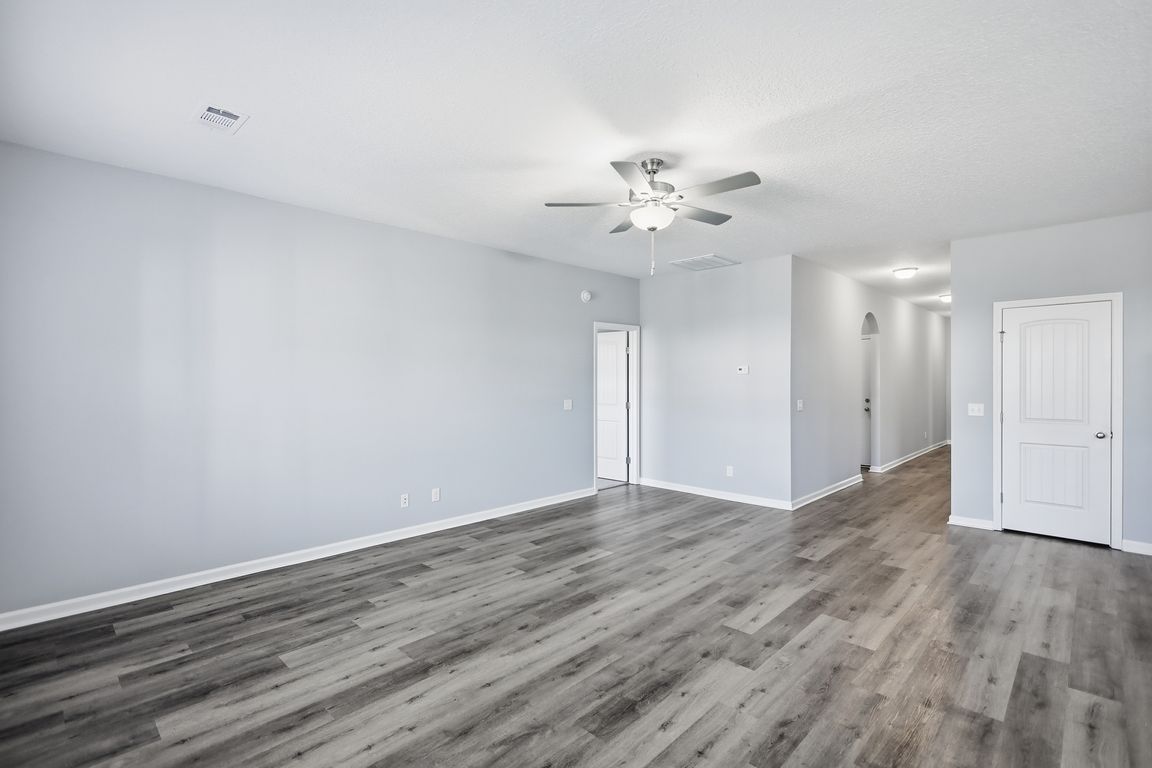 next background image