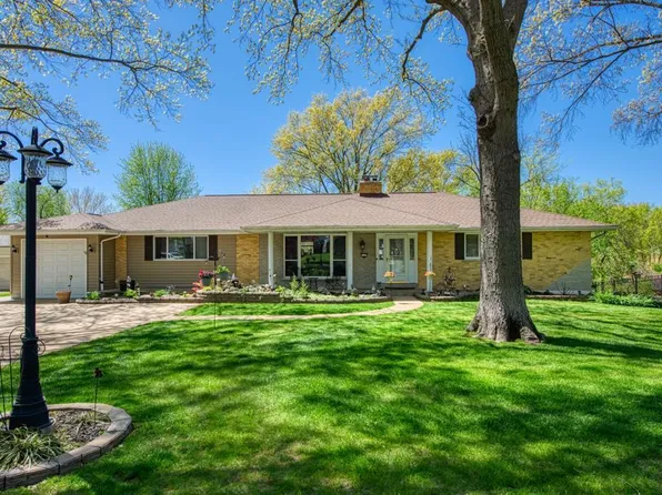 5457 Mild Dr, Saint Louis, MO 63129