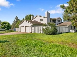 885 Monterey Dr, Shoreview, MN 55126