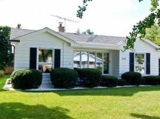 529 Pinecrest Ln, Wilmette, IL