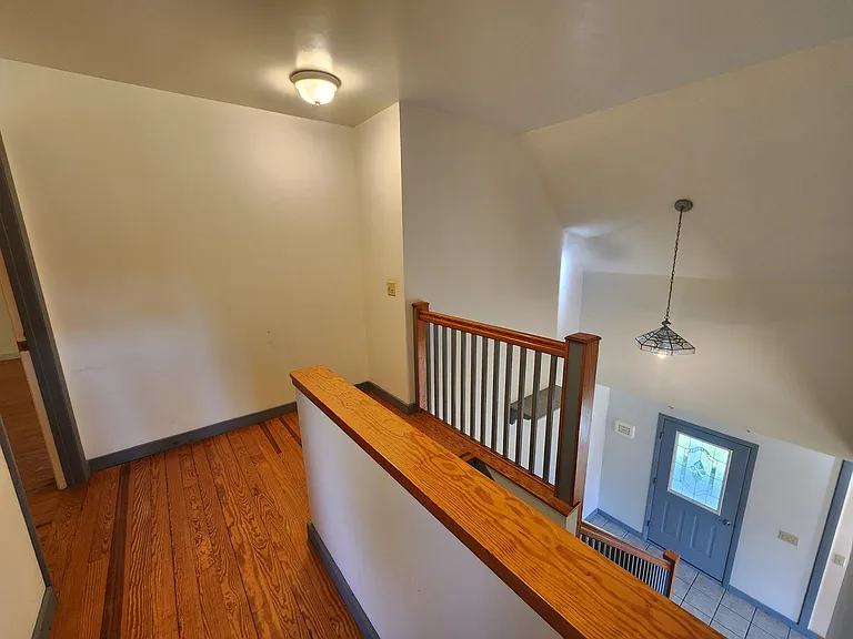 109 N Hollow Rd — Photo 24