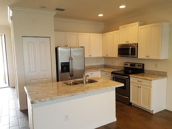 3rd image of 1039 NW 33rd Mnr