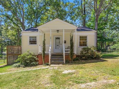 2811 Robin Hood Dr, Greensboro, NC, 27408