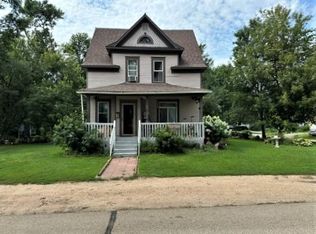 412 S 4th St, Milan, MN 56262