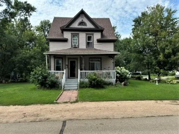 412 S 4th St, Milan, MN 56262