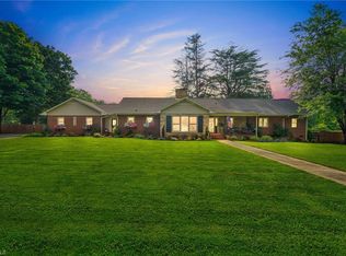 833 Henkel Rd, Statesville, NC 28677