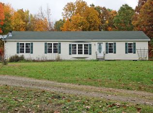 34004 64th Ave, Paw paw, MI 49079