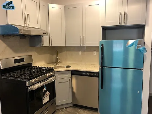 Rented by Fifth & Forever LLC | media 8