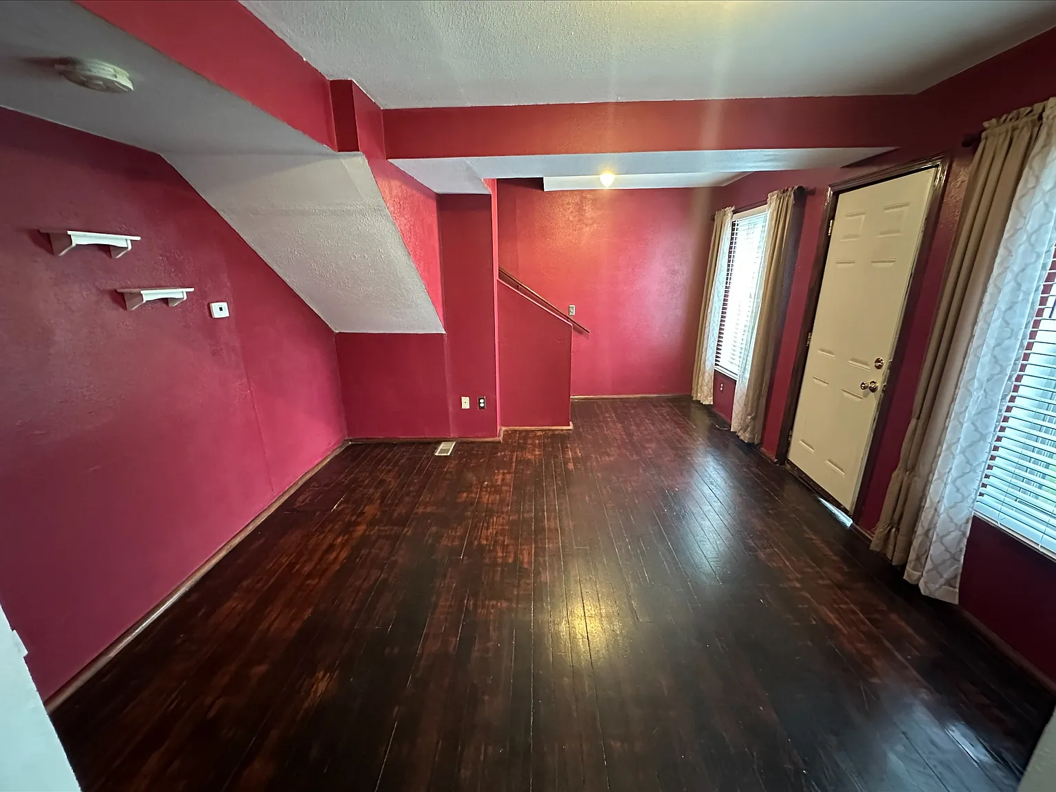 3 bed, 941 sqft, $1,095 — Photo 4