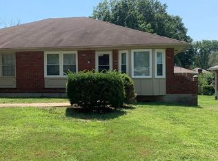 1402 SW Sunset St, Blue Springs, MO 64015