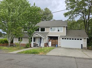 2422 Meadow Ave N #B, Renton, WA 98056
