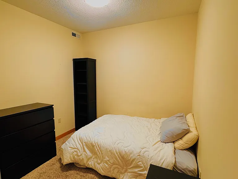 2600 University Ave SE #315 — Photo 12