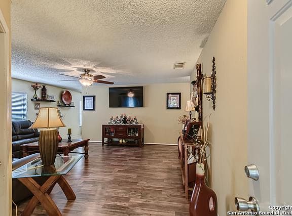 3rd image of 9727 Kelton Dr