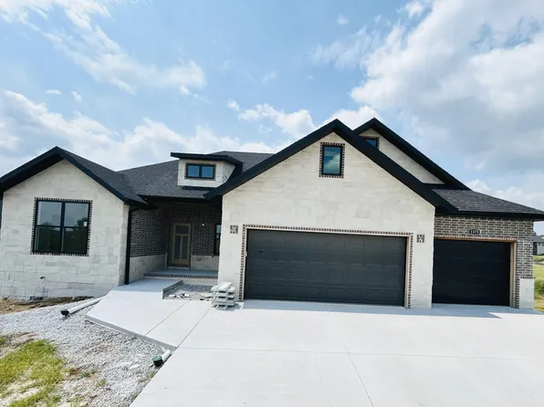 1375 W Doubletree Drive, Springfield, MO 65810