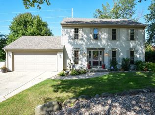 S79W17328 Scenic Dr, Muskego, WI 53150