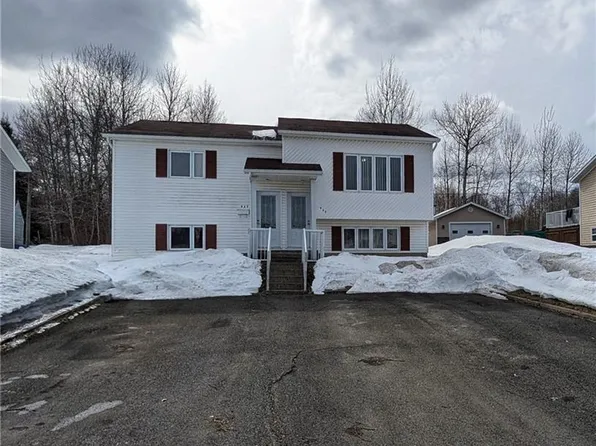 927 Victoria Ave #925, Bathurst, NB E2A 3K1