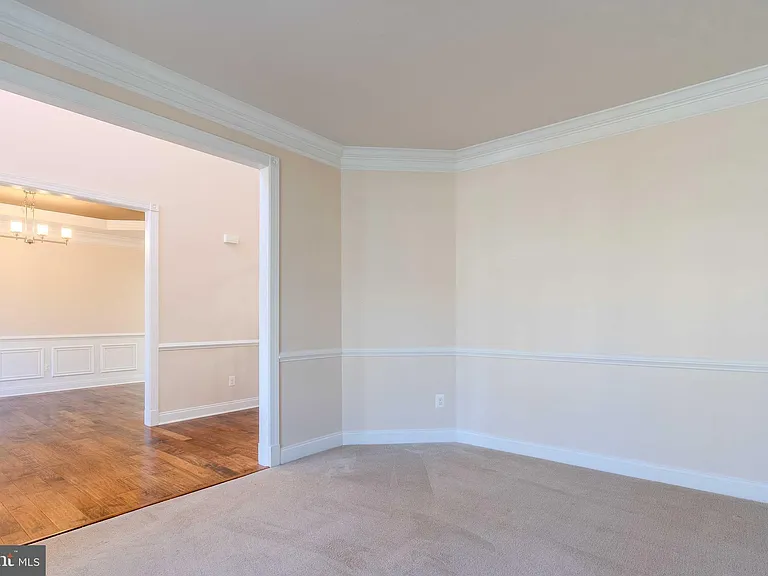 15316 Admiral Baker Cir — Photo 34