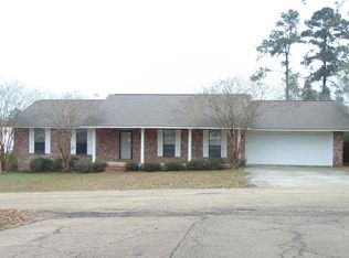 1802 Virginia Ave, McComb, MS 39648