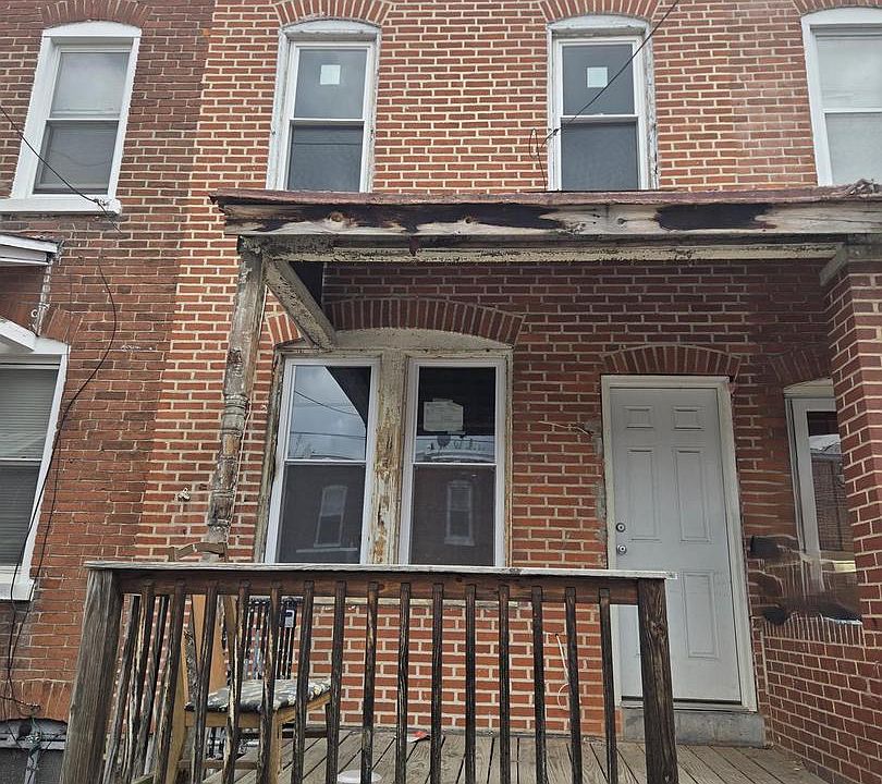 1st image of 313 E 22nd St