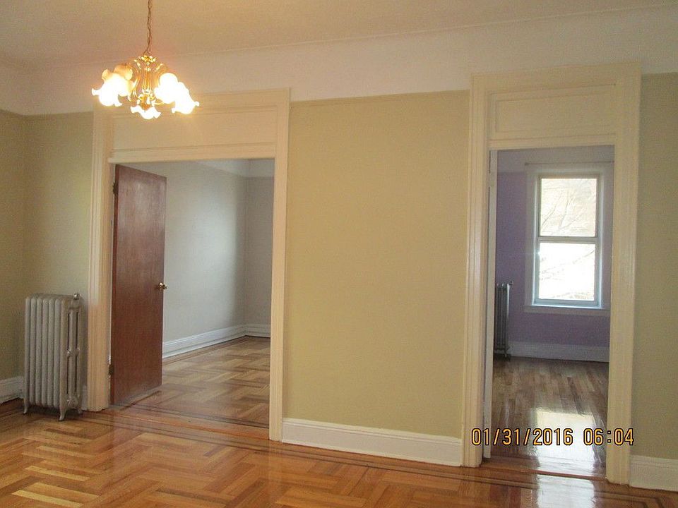 1st image of 2448 27th St #1