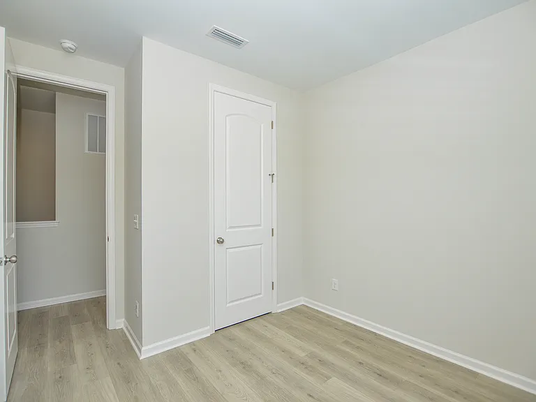 1657 Scotch Pine Ln — Photo 18