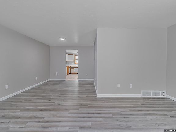 4th image of 2795-2797 Saint Ann Dr #2795