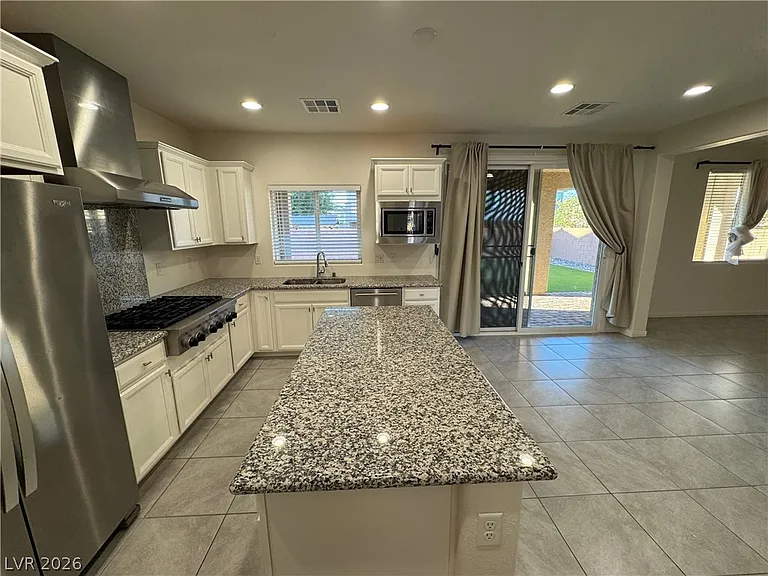 7318 Tunnel View Ct — Photo 11