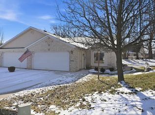 2045 Connors Ct, Warsaw, IN 46580